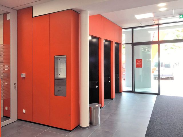 Schreinerei Ackermann Philipp Vesenmeier GmbH in Schopfheim - Bankenausbau
